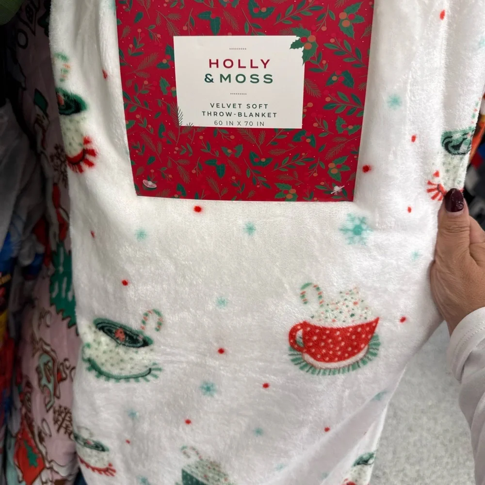 Holly & Moss hot cocoa Velvet Soft Throw Blanket